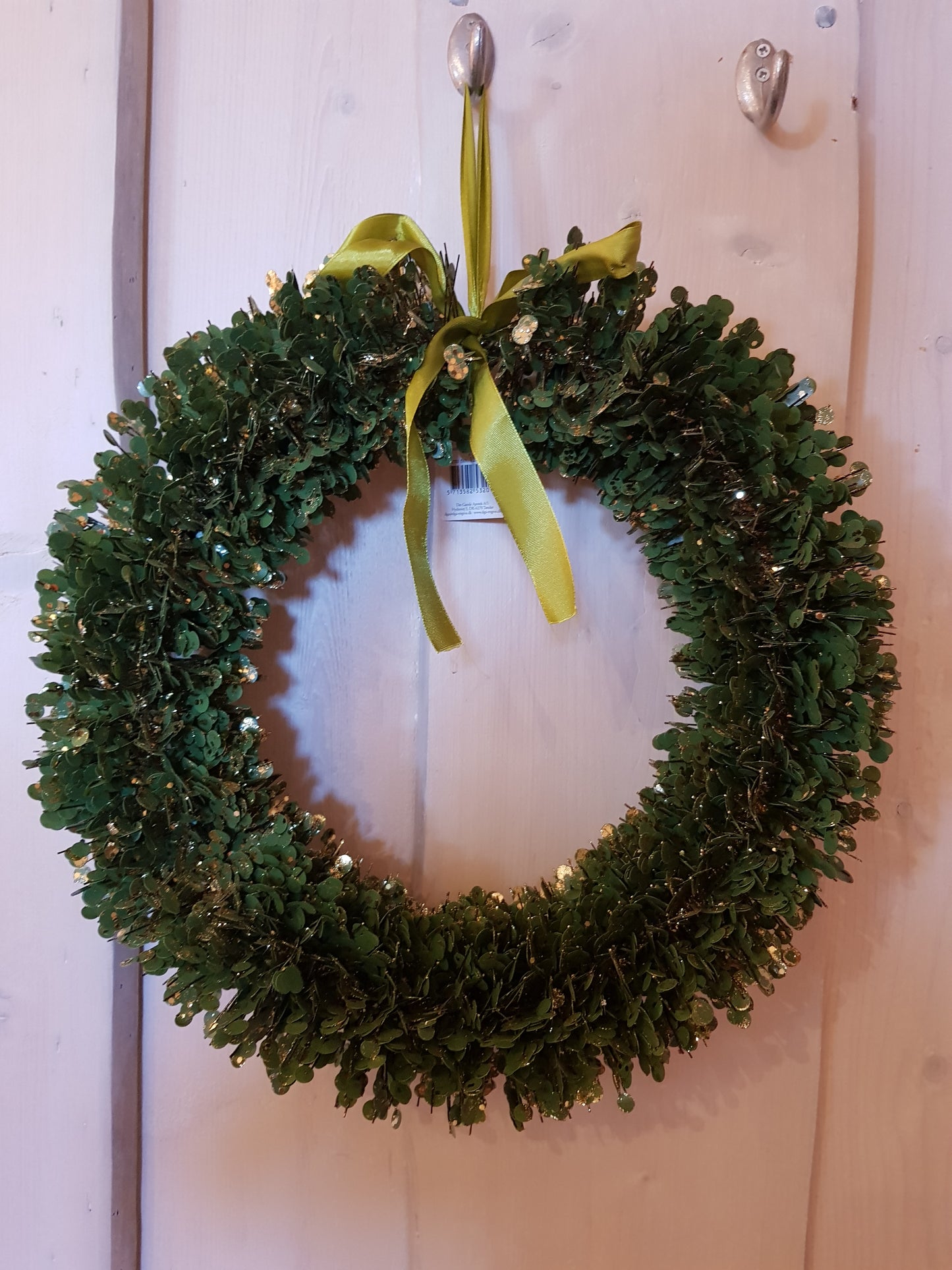 Grön Krans med Guldiga detaljer - ca 35cm