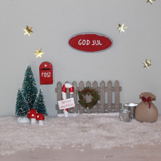 Julkäpp, Santas workshop- till Nissedörr
