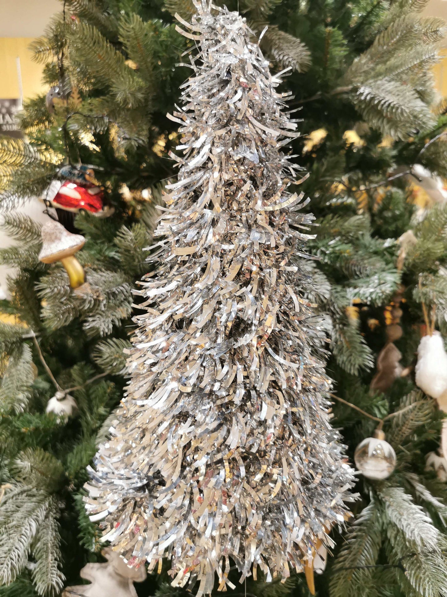 Silvrig Glittergran - Dekoration - The Christmas Store - Sverige